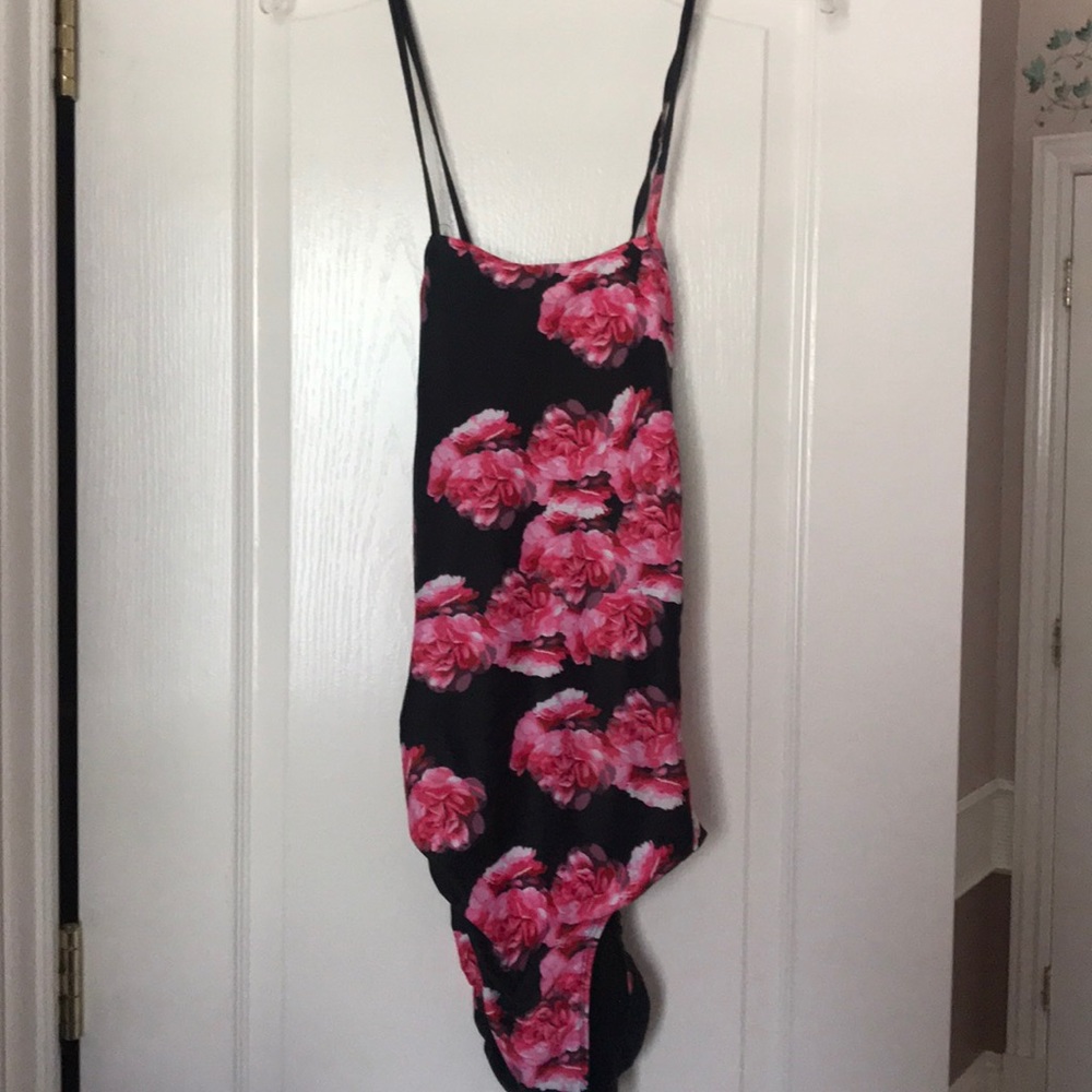 Cute Albion swimsuit!! 🌸